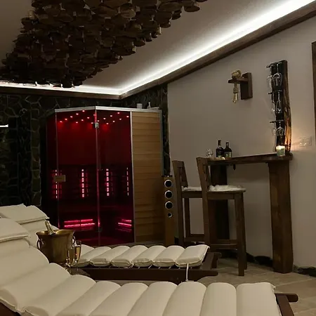 Pernikova Chalupka V Podpolani Holiday home Detvianska Huta
