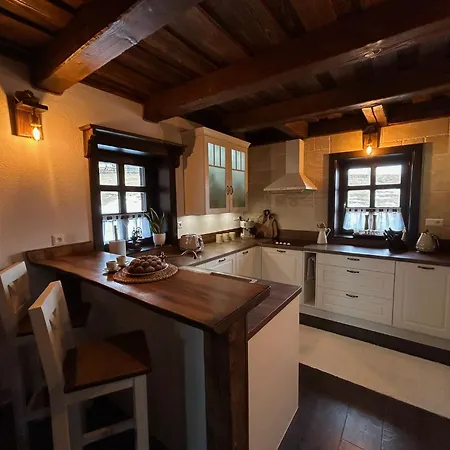 Pernikova Chalupka V Podpolani Holiday home